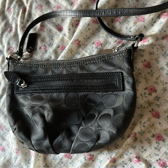 Coach signature small crossbody in Dark Grey - Picture 2 of 5